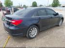 Chrysler 200 Touring Image 7