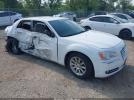 Chrysler 300 Limited Image 1