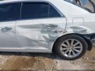 Chrysler 300 Limited Image 9