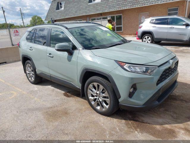  Salvage Toyota RAV4