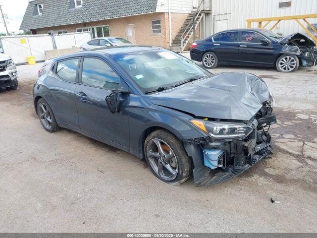  Salvage Hyundai VELOSTER