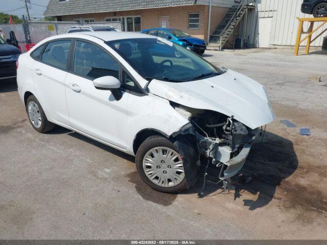  Salvage Ford Fiesta