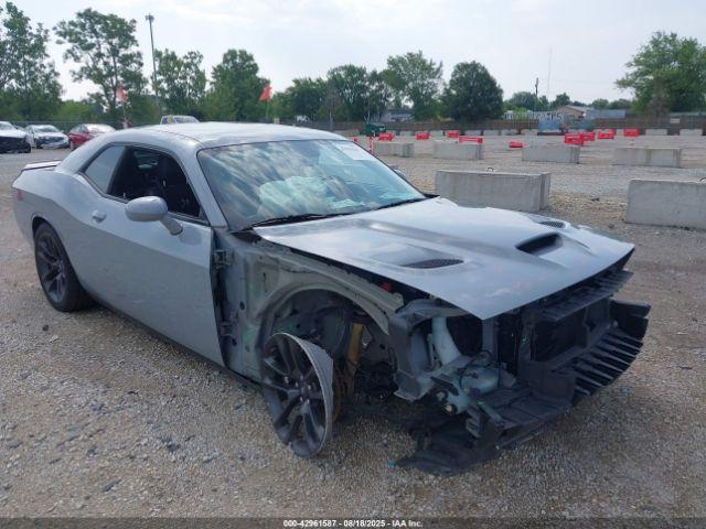  Salvage Dodge Challenger