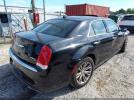 Chrysler 300c Image 6