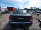 Chrysler 300c Image 13