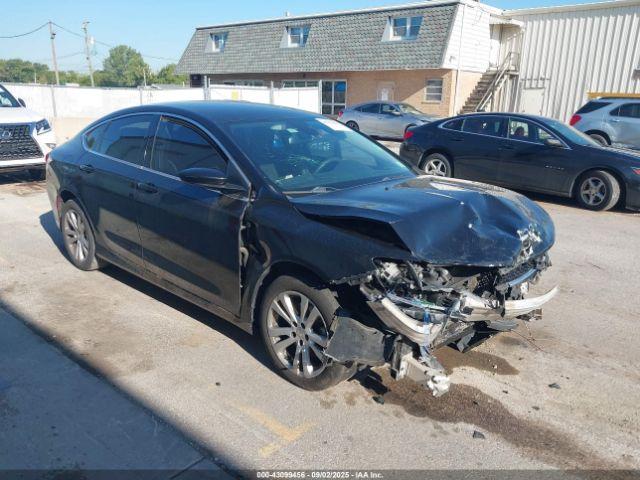 Salvage Chrysler 200