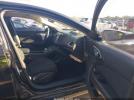 Chrysler 200 Limited Image 2