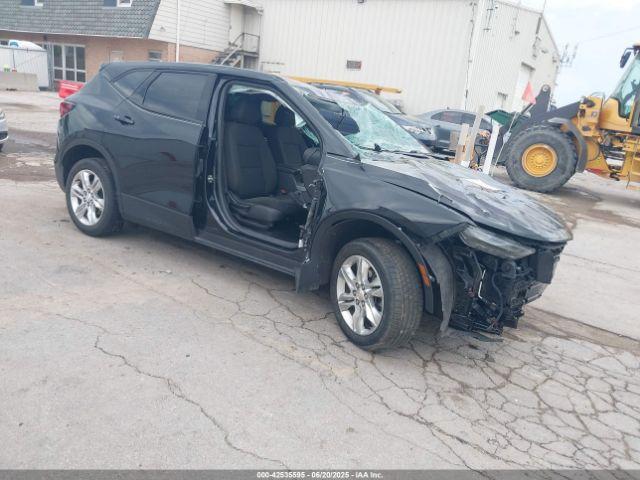  Salvage Chevrolet Blazer
