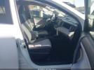 Toyota RAV4 Le Image 9
