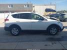 Toyota RAV4 Le Image 4