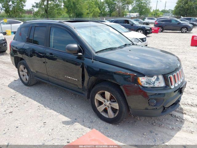  Salvage Jeep Compass