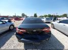 Toyota Camry Le Image 11