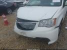 Chrysler Town & Country Touring Image 3