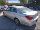 Toyota Avalon Xls Image 9