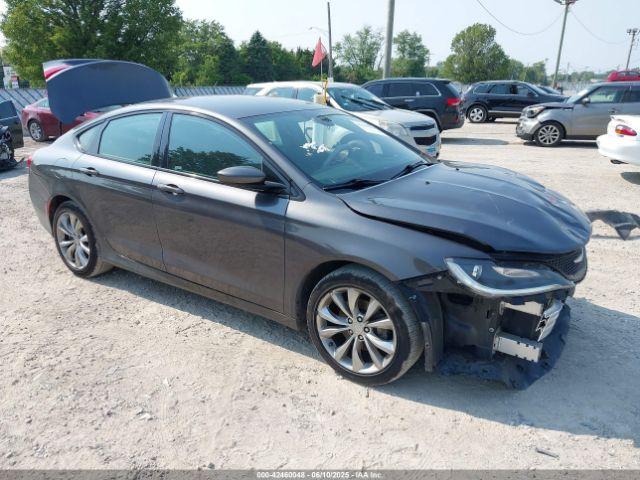  Salvage Chrysler 200