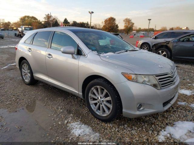  Salvage Toyota Venza