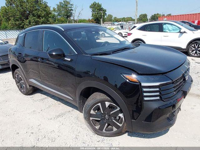  Salvage Nissan Kicks