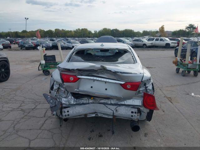 INFINITI Q50 Premium Image 11