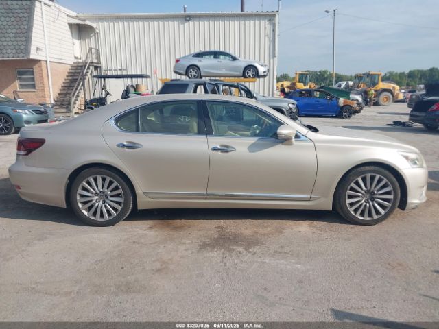 Lexus LS Image 14