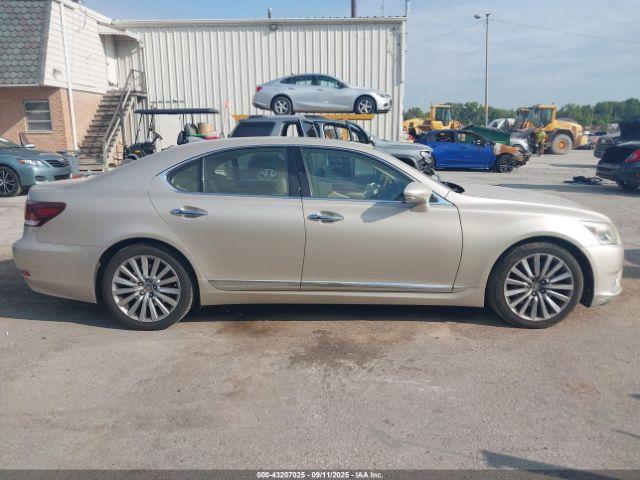 Lexus LS Image 14