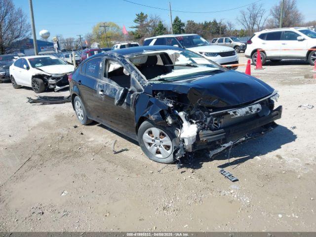  Salvage Kia Forte