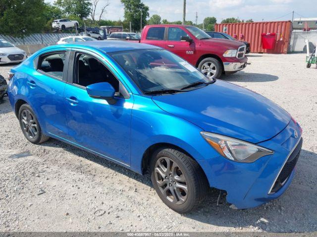  Salvage Toyota Yaris