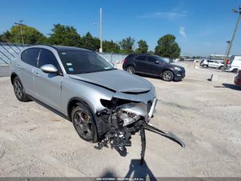  Salvage Alfa Romeo Stelvio