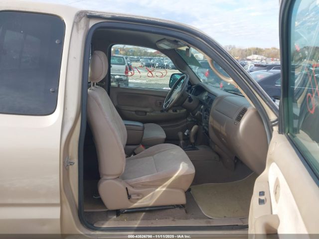 Toyota Tacoma Base V6 Image 3