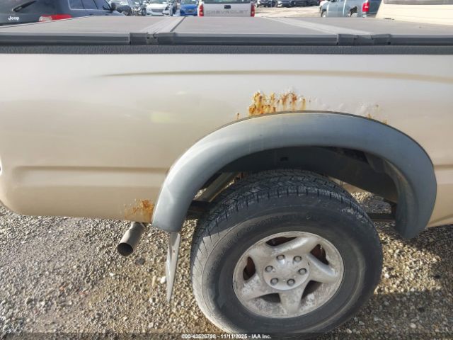 Toyota Tacoma Base V6 Image 15