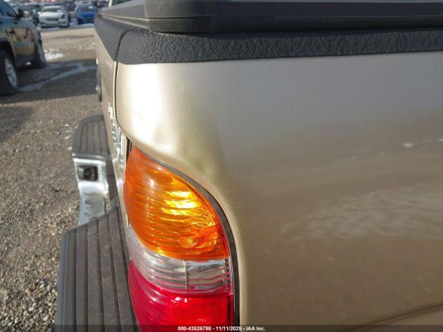 Toyota Tacoma Base V6 Image 17