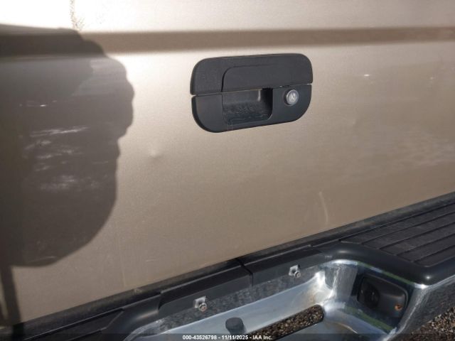 Toyota Tacoma Base V6 Image 18