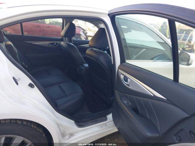 INFINITI Q50 Luxe Awd Image 2