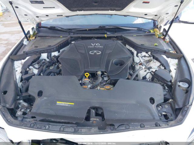 INFINITI Q50 Luxe Awd Image 10