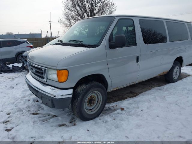 Ford E-350 Image 2