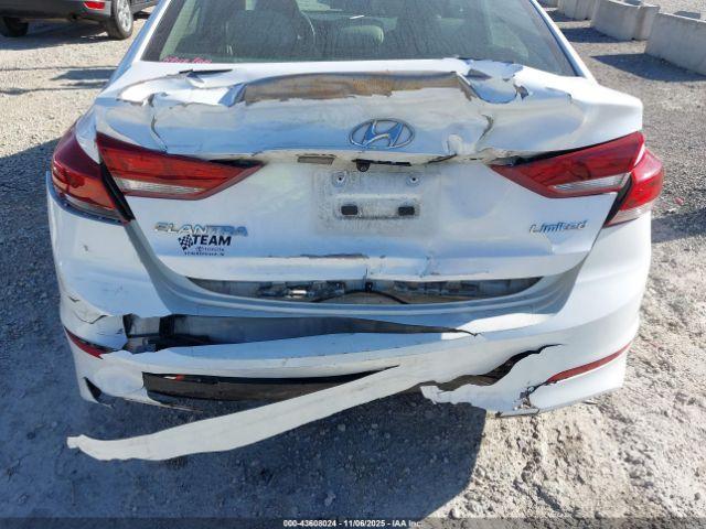 Hyundai ELANTRA Limited Image 8