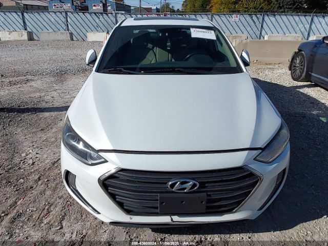 Hyundai ELANTRA Limited Image 13