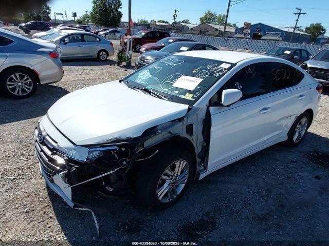 Hyundai ELANTRA Sel Image 2