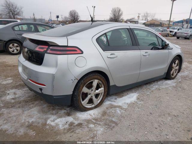 Chevrolet Volt Image 3