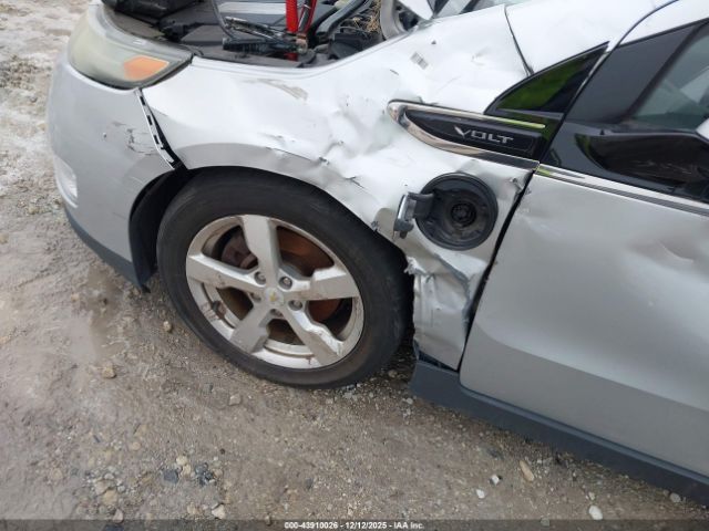 Chevrolet Volt Image 5