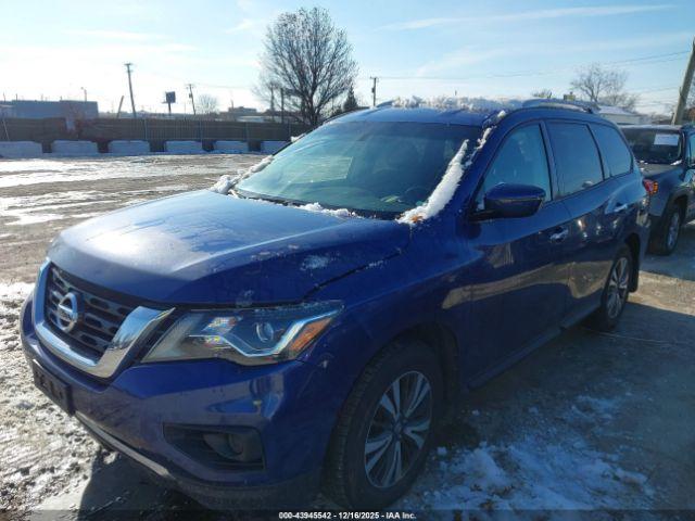 Nissan Pathfinder S Image 10