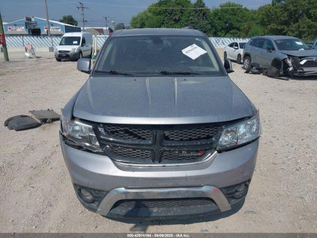 Dodge Journey Crossroad Image 10