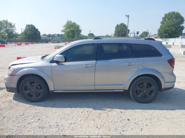 Dodge Journey Crossroad Image 12