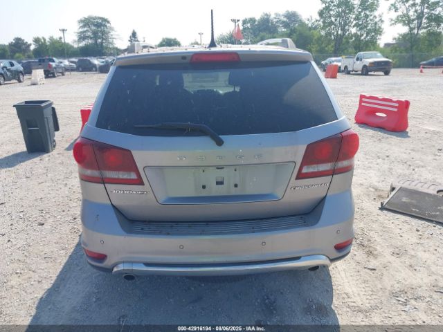 Dodge Journey Crossroad Image 14