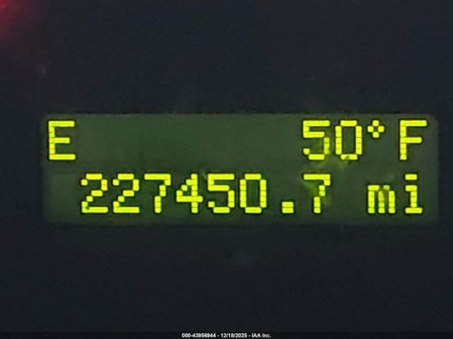 Ford Explorer Xlt Image 3