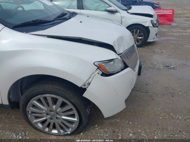 Lincoln MKX Image 12