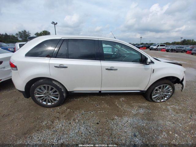 Lincoln MKX Image 16