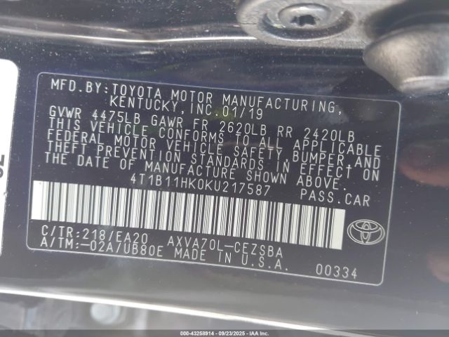 Toyota Camry Se Image 8