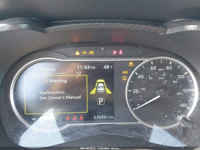 Nissan Versa 1.6 Sr Xtronic Cvt Image 8