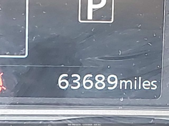 Nissan Versa 1.6 Sr Xtronic Cvt Image 9