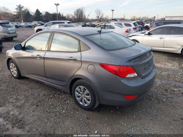 Hyundai ACCENT Se Image 11